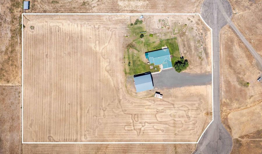 2681 Painted Ridge Ln, Cambridge, ID 83610 - 3 Beds, 2 Bath