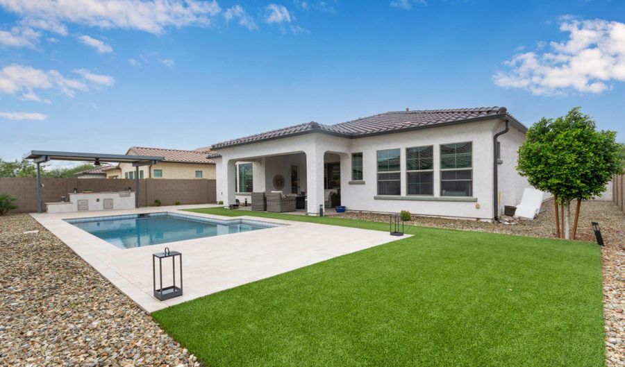 11807 W PARKWAY Ln, Avondale, AZ 85323 - 3 Beds, 2 Bath