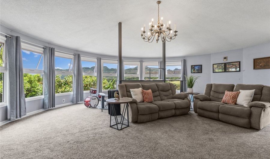 45-476 Kamehameha Hwy, Kaneohe, HI 96744 - 4 Beds, 2 Bath