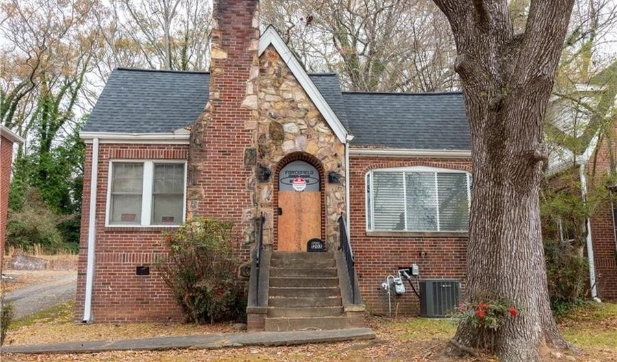 1207 M L King Jr Dr SW, Atlanta, GA 30314 - 2 Beds, 1 Bath