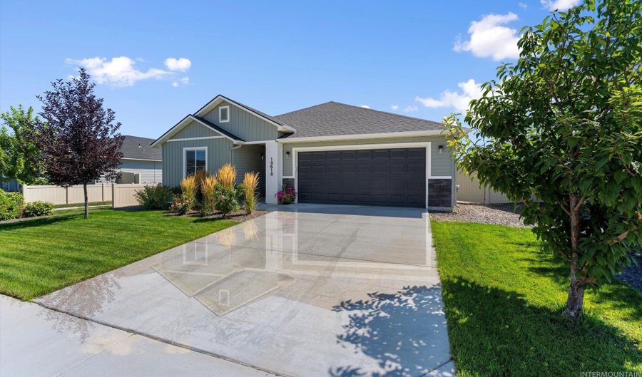 19618 Delmarva Ave, Caldwell, ID 83605 - 3 Beds, 2 Bath