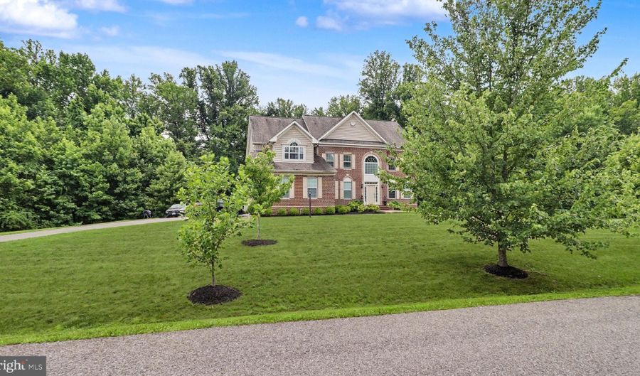 2700 WEARY CREEK Ct, Bowie, MD 20716 - 5 Beds, 5 Bath