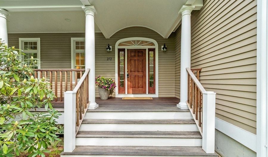 252 Sawyer Rd, Bolton, MA 01740 - 4 Beds, 5 Bath