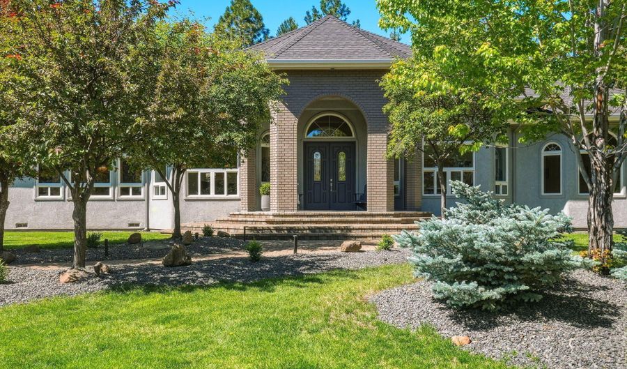 3729 NW Summerfield Rd, Bend, OR 97703 - 5 Beds, 4 Bath