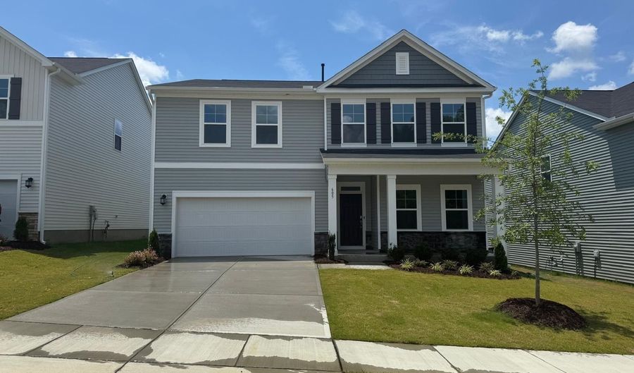 605 Morning Light Dr Dr, Angier, NC 27501 - 5 Beds, 4 Bath