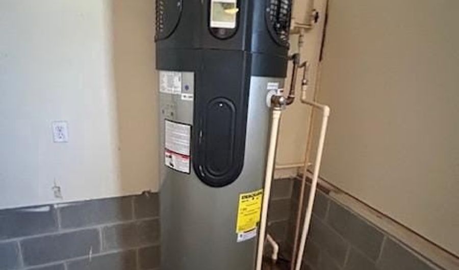 11408 LAUREL Rd, Laurel, DE 19956 - 4 Beds, 3 Bath