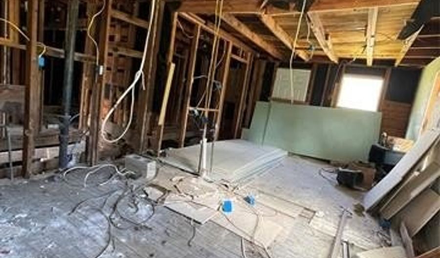 201 School, Ardmore, OK 73401 - 3 Beds, 1 Bath
