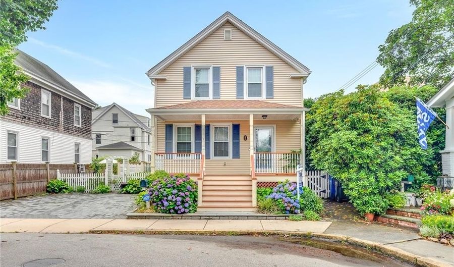1 Slocum St, Newport, RI 02840 - 3 Beds, 2 Bath