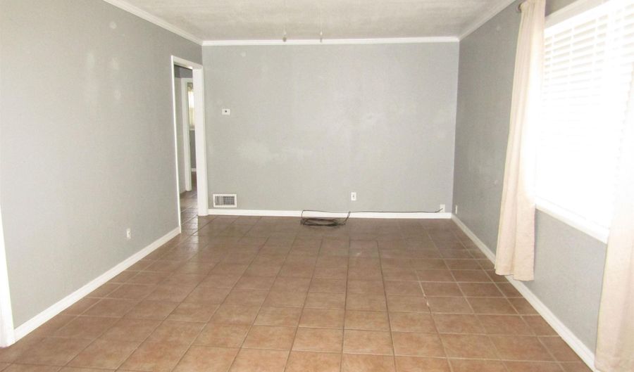 907 W Sears Ave, Artesia, NM 88210 - 2 Beds, 1 Bath