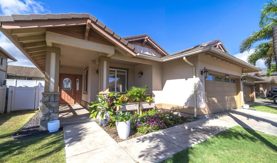 70 Hoku Puhipaka St, Kahului, HI 96732 - 3 Beds, 2 Bath