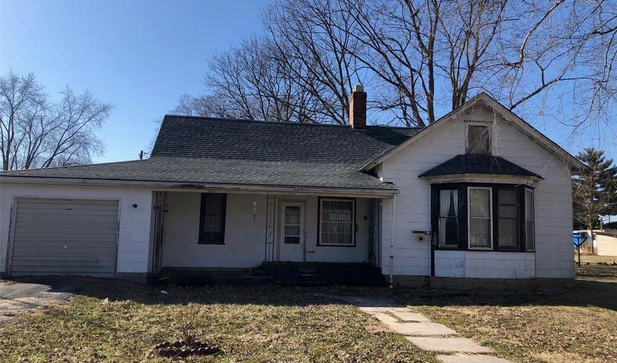 301 S Madison, Ramsey, IL 62080 - 3 Beds, 1 Bath