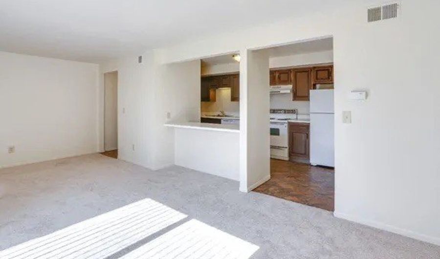 4303 Chestnut Rdg, Amherst, NY 14228 - 1 Beds, 1 Bath