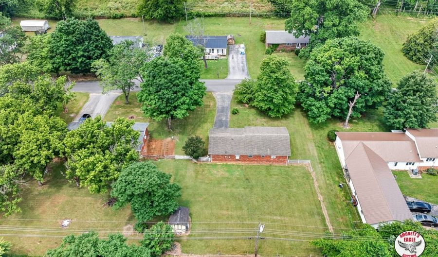 919 Rainbow Dr, Albany, KY 42602 - 3 Beds, 1 Bath