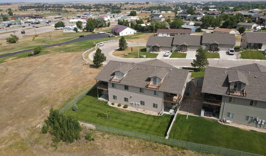 354 Red Rock Cir, Belle Fourche, SD 57717 - 3 Beds, 3 Bath