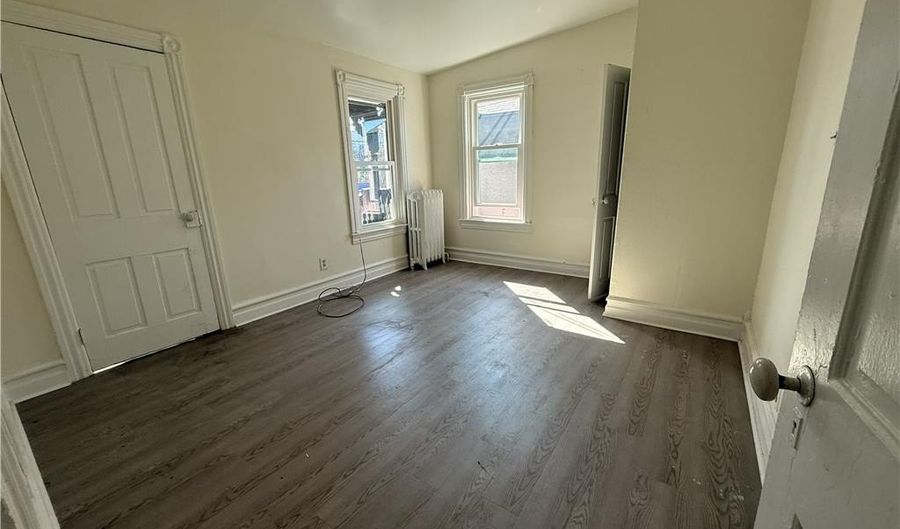 204 N 9th St 2, Allentown, PA 18102 - 1 Beds, 1 Bath