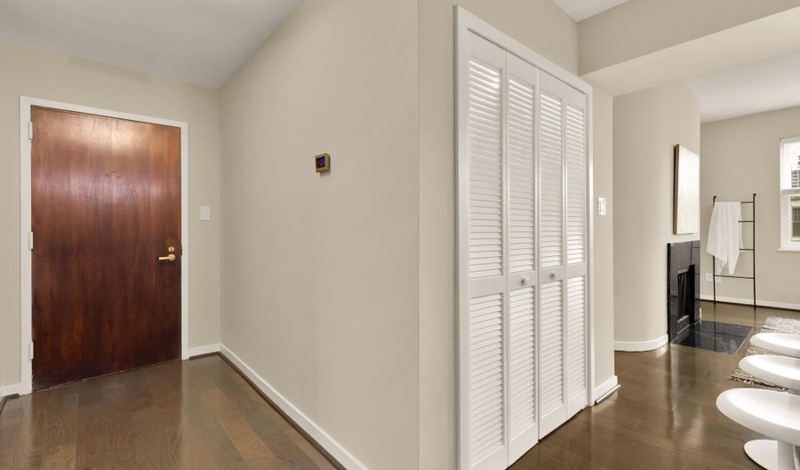 2114 N Street NW 32, Washington, DC 20037 - 2 Beds, 2 Bath