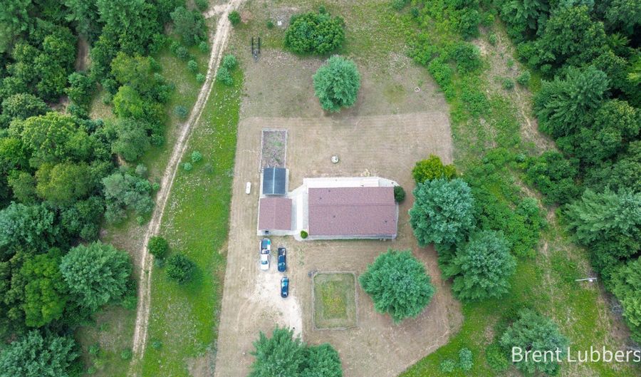 4288 112th Ave, Allegan, MI 49010 - 4 Beds, 2 Bath