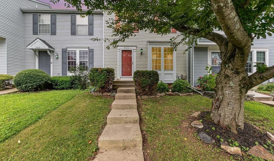 305 LOGAN Ct, Abingdon, MD 21009 - 2 Beds, 3 Bath
