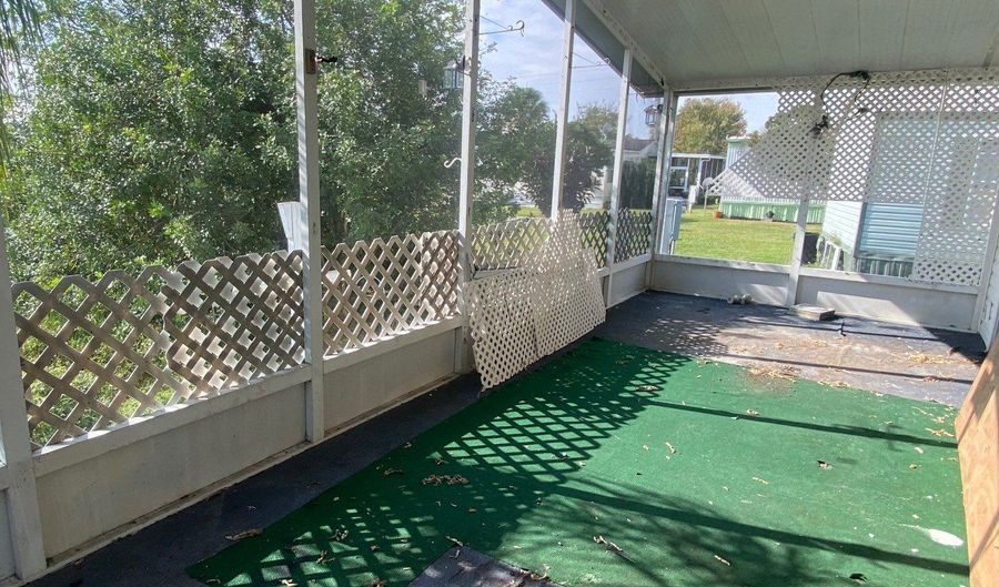 130 W Seaflower, Apopka, FL 32712 - 4 Beds, 2 Bath