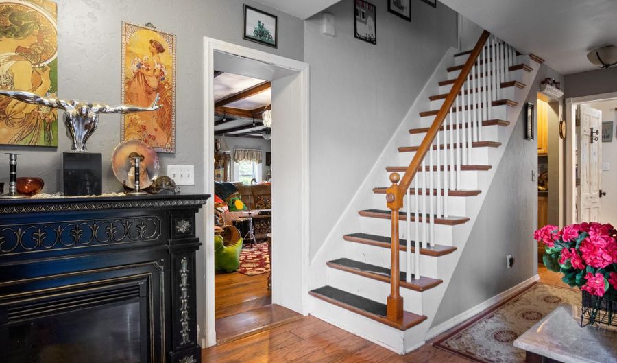 484 BROUGH Rd, Abbottstown, PA 17301 - 12 Beds, 5 Bath