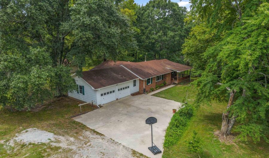 212 Whippoorwill Ln, Ardmore, AL 35739 - 3 Beds, 2 Bath