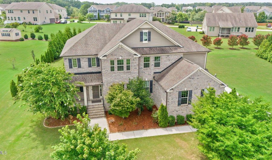 3801 Hickory Manor Dr, Apex, NC 27539 - 4 Beds, 4 Bath