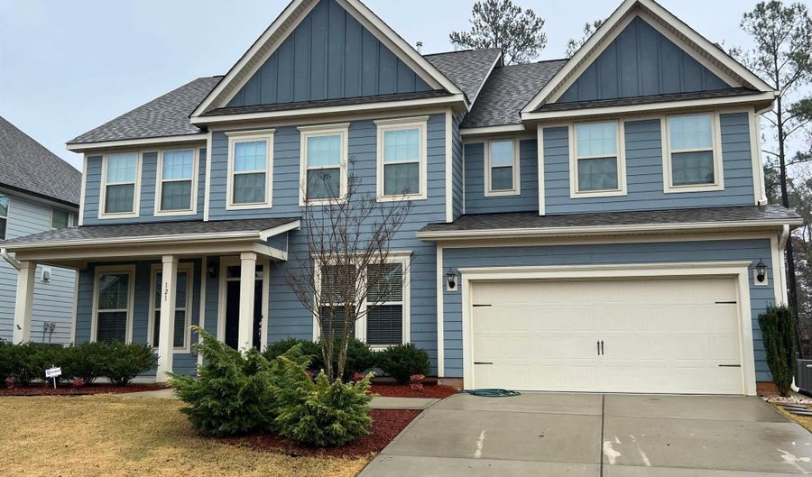 121 Red Bark Ct, Apex, NC 27539 - 5 Beds, 4 Bath