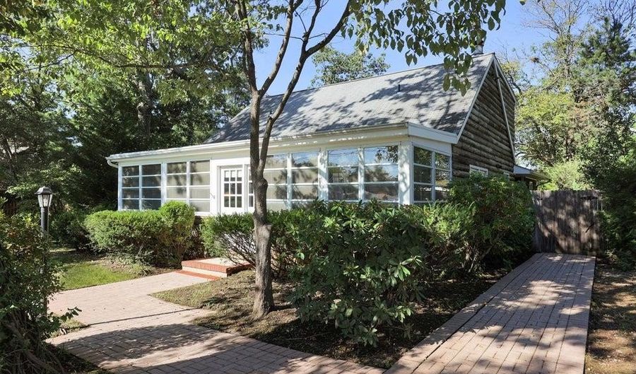 637 COMPASS Ave, Beachwood, NJ 08722 - 3 Beds, 4 Bath