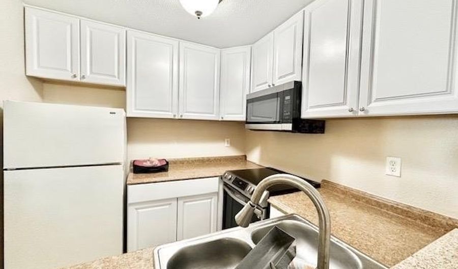 4060 Huerfano Ave 132, San Diego, CA 92117 - 1 Beds, 1 Bath