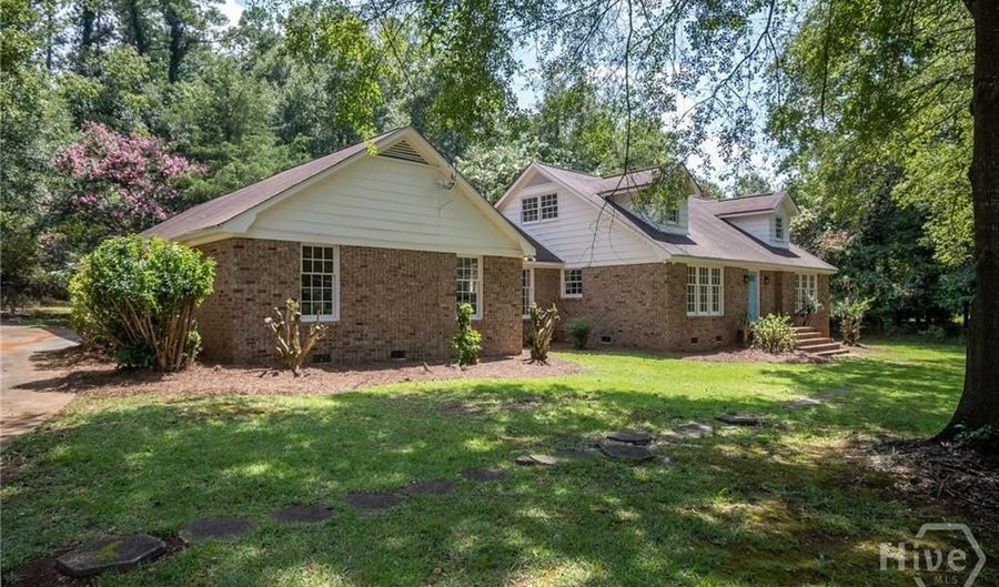 215 Lenox Rd, Athens, GA 30606 - 6 Beds, 3 Bath