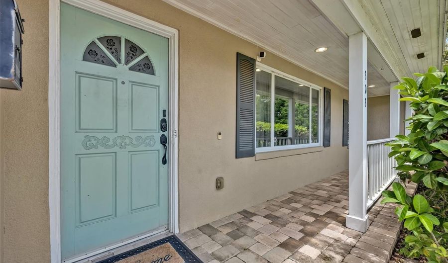 303 W PAR St, Orlando, FL 32804 - 4 Beds, 3 Bath