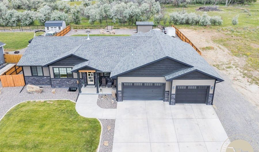 229 Sharron Ln, Billings, MT 59105 - 5 Beds, 3 Bath