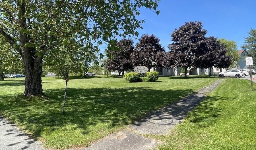 101-2 Waldo Ave, Belfast, ME 04915 - 1 Beds, 1 Bath