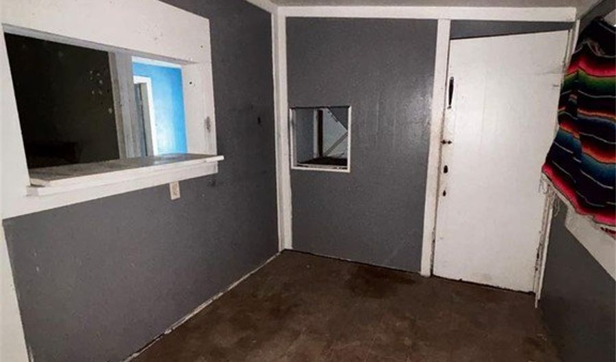 1129 Seiler St, Alton, IL 62002 - 2 Beds, 1 Bath