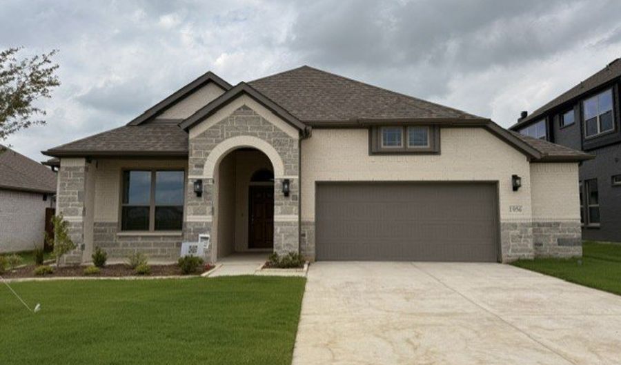 1956 Nightfall Dr, Venus, TX 76084 - 3 Beds, 2 Bath