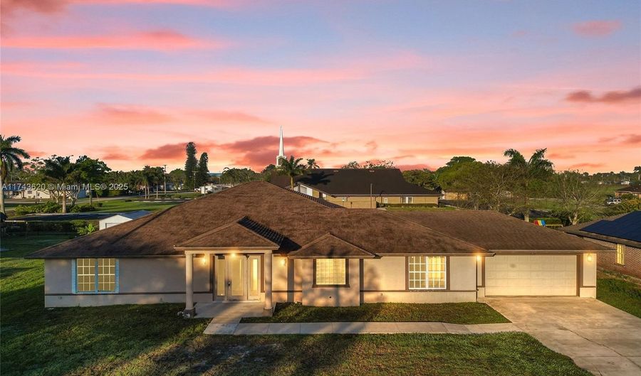 140 NE 7th St, Belle Glade, FL 33430 - 4 Beds, 4 Bath