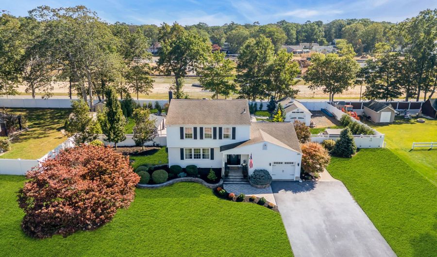 23 Pelican Dr, Bayville, NJ 08721 - 4 Beds, null Bath