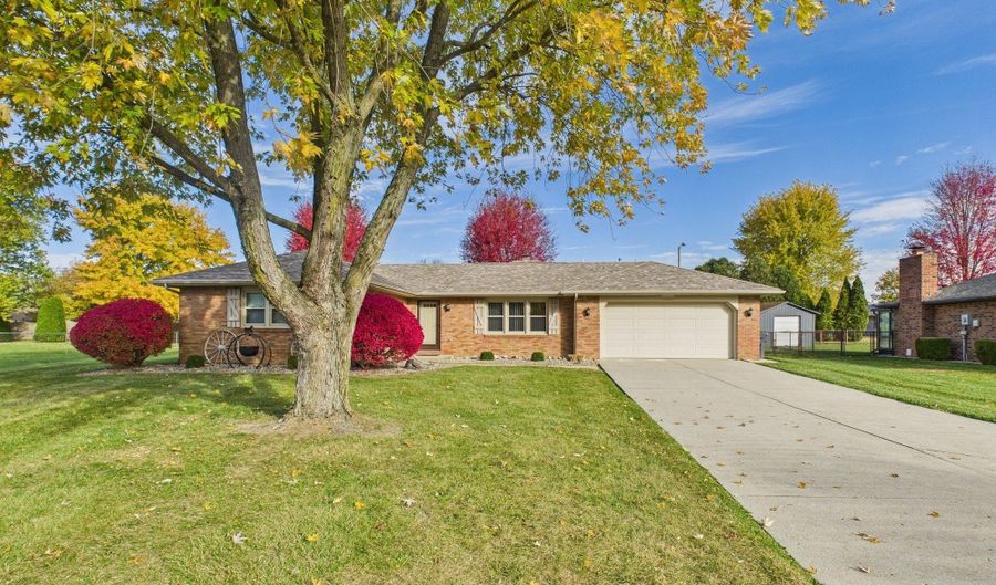 3776 Cameron Ct, Anderson, IN 46012 - 2 Beds, 2 Bath