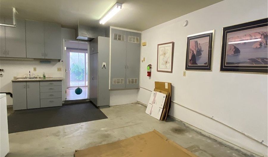25236 Lawton Ave, Loma Linda, CA 92354 - 2 Beds, 1 Bath