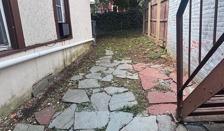 822 N 5TH St, Reading, PA 19601 - 0 Beds, 0 Bath