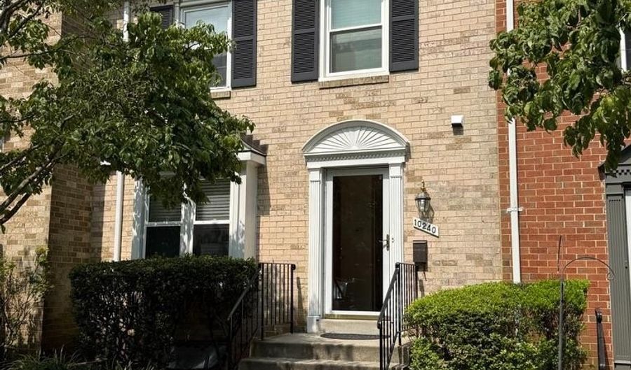 10240 ARIZONA Cir 33, Bethesda, MD 20817 - 3 Beds, 4 Bath