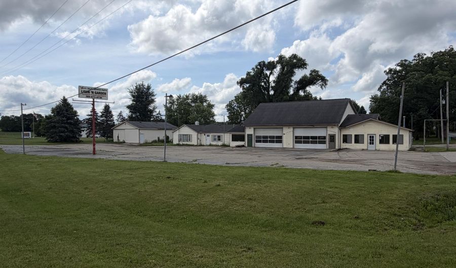1141 26th St, Allegan, MI 49010 - 0 Beds, 1 Bath