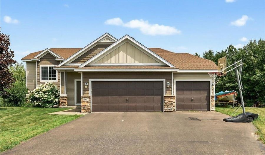 1047 152nd Ln NW, Andover, MN 55304 - 3 Beds, 2 Bath