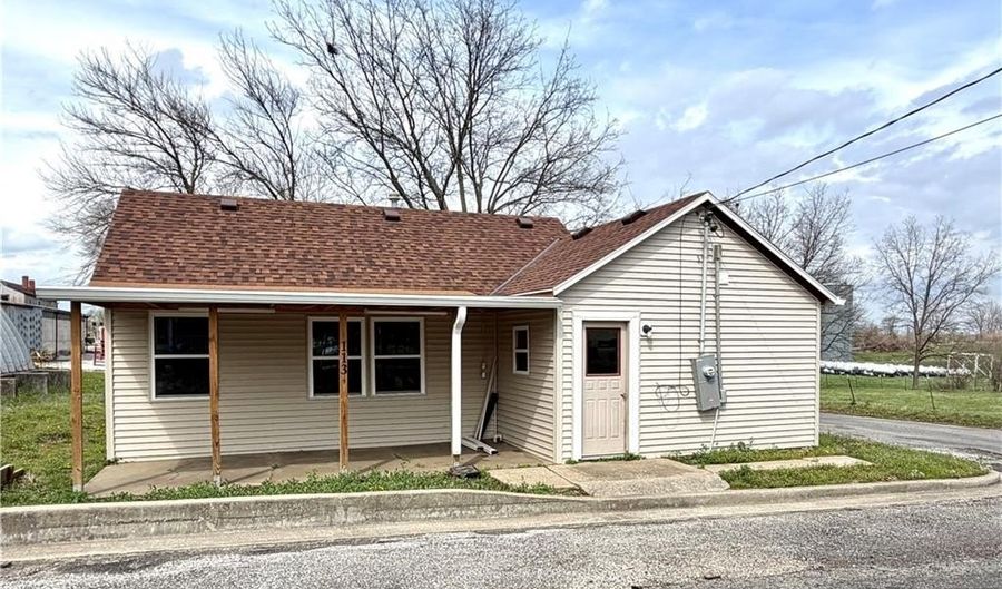 113 E Marshall St, Alma, MO 64001 - 2 Beds, 1 Bath