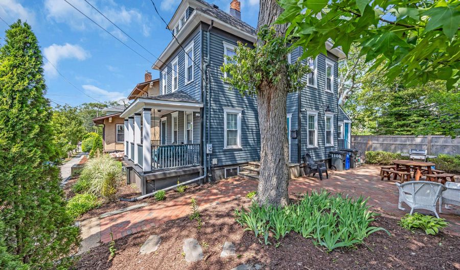 1108 Emory St, Asbury Park, NJ 07712 - 5 Beds, 2 Bath