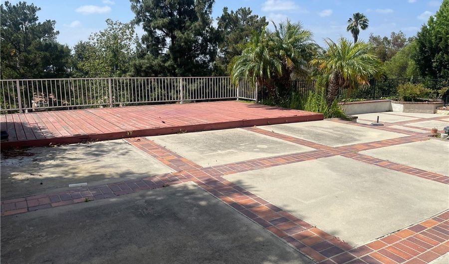 5419 E Estate Ridge Rd, Anaheim, CA 92807 - 3 Beds, 3 Bath