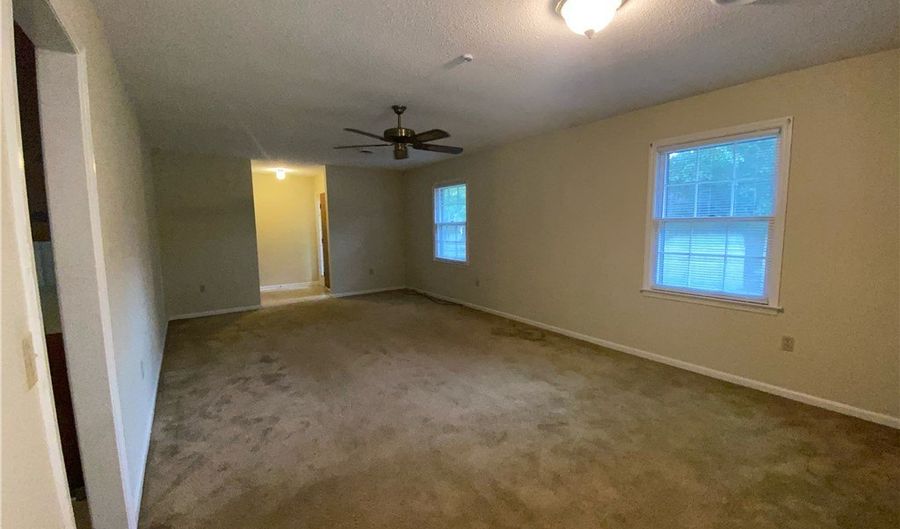 1424 E Calhoun St, Anderson, SC 29621 - 3 Beds, 2 Bath