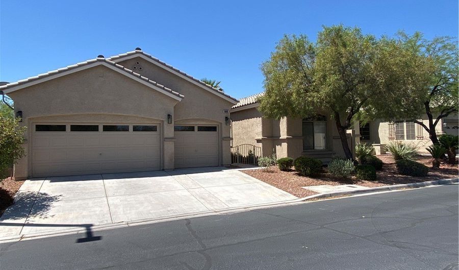 10685 Refectory Ave, Las Vegas, NV 89135 - 4 Beds, 3 Bath