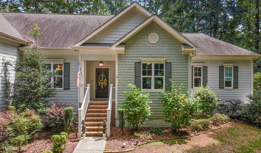 4132 Mountainbrook Rd, Apex, NC 27539 - 4 Beds, 3 Bath