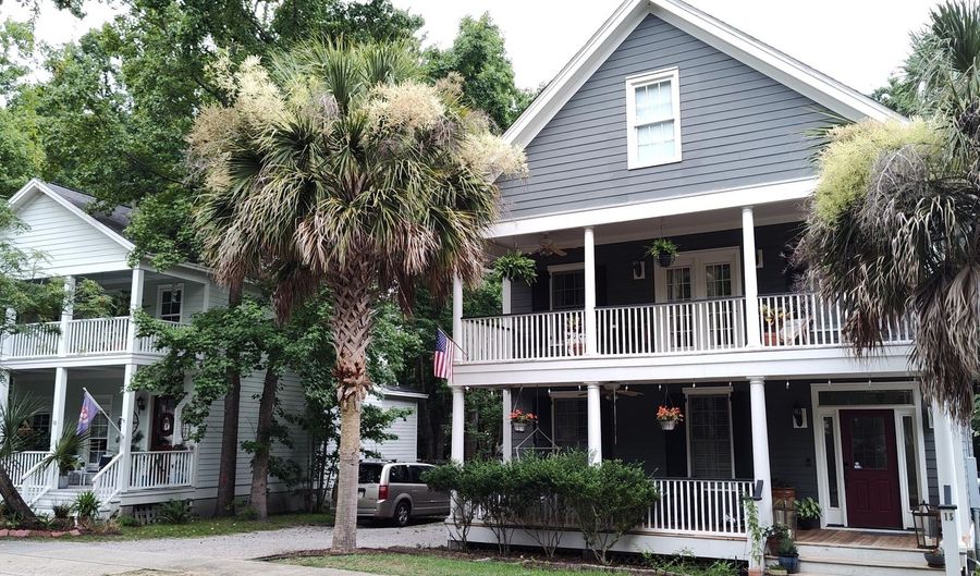 15 Brisbane Dr, Beaufort, SC 29902 - 1 Beds, 3 Bath